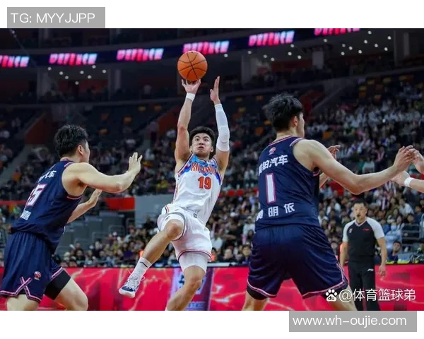 广州篮球队意识探讨与战术创新的深度分析与展望 广州篮球队意识探讨与战术创新的深度分析与展望